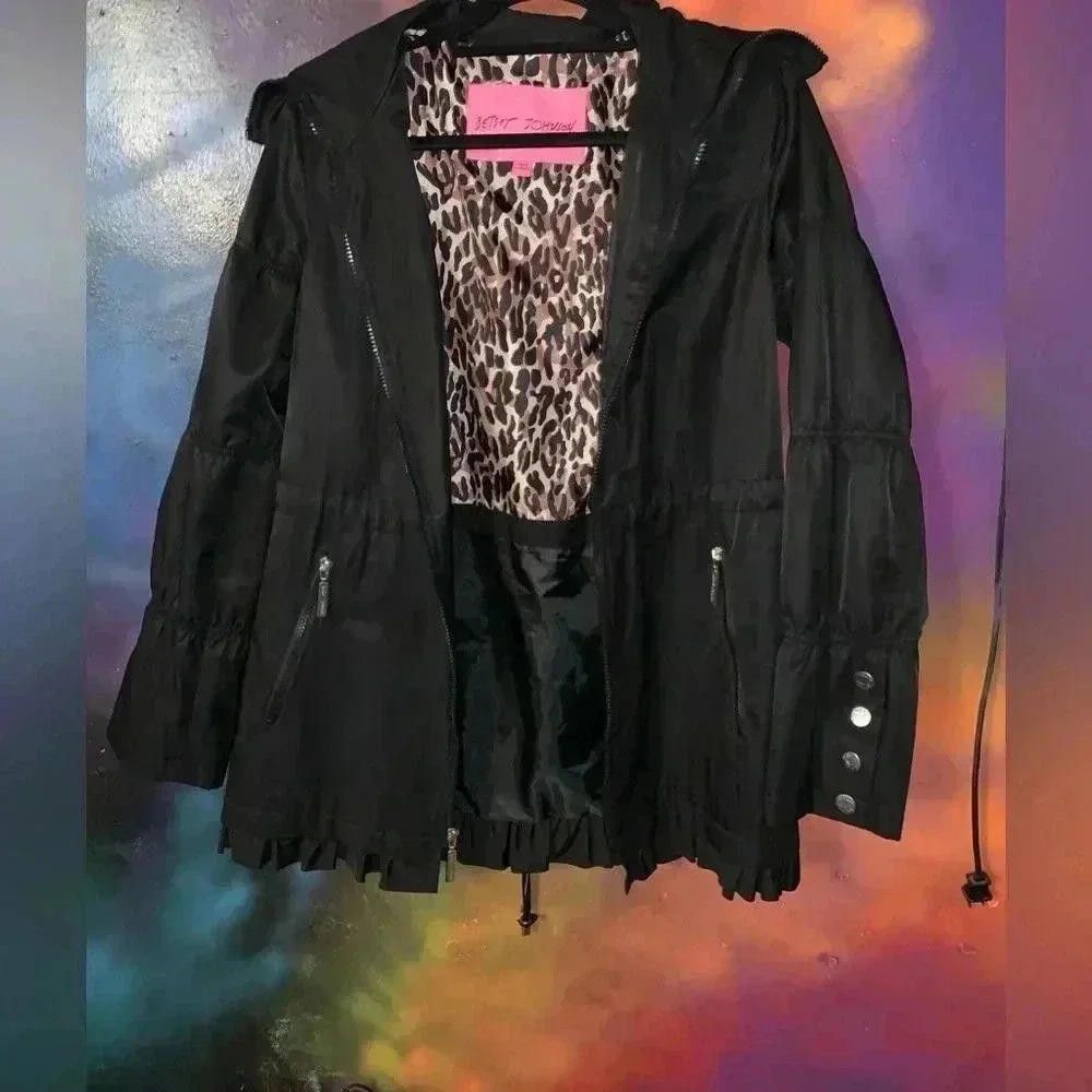 Designer Stylish Betsey Johnson Black Hooded Jacket Size S / US 4 / IT 40 - 2 Thumbnail
