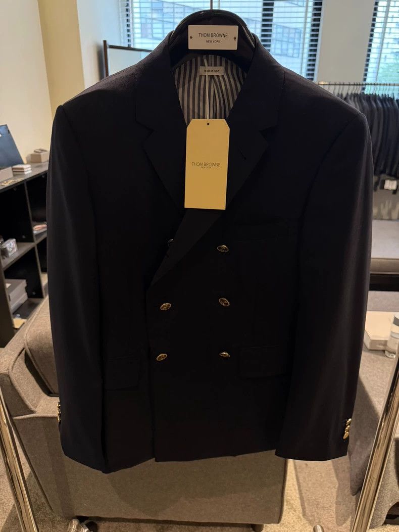 Thom Browne Thom Browne size0 Dark blue double lapel suit Size 38L - 1 Thumbnail