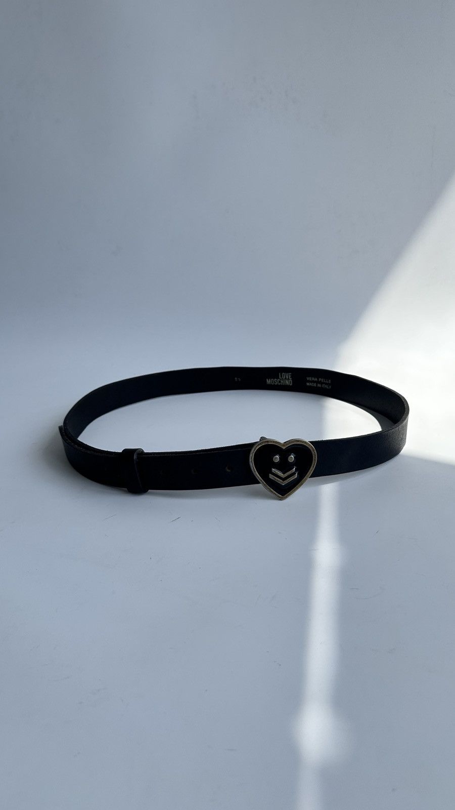 Love Moschino LOVE MOSCHINO Leather Belt 95 Heart Smiley Face Buckle Italy Size ONE SIZE - 1 Thumbnail