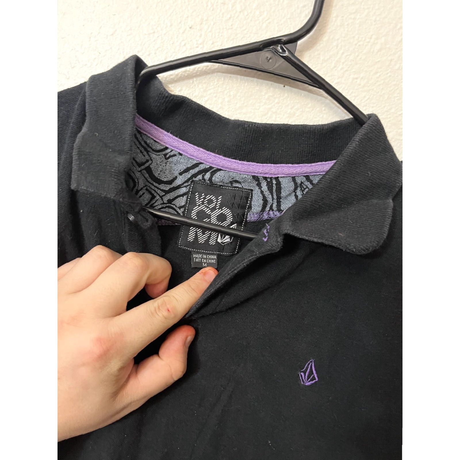 Volcom VINTAGE Volcom Polo Shirt Mens M Black Short Sleeve Collared Polo Size US M / EU 48-50 / 2 - 3 Thumbnail
