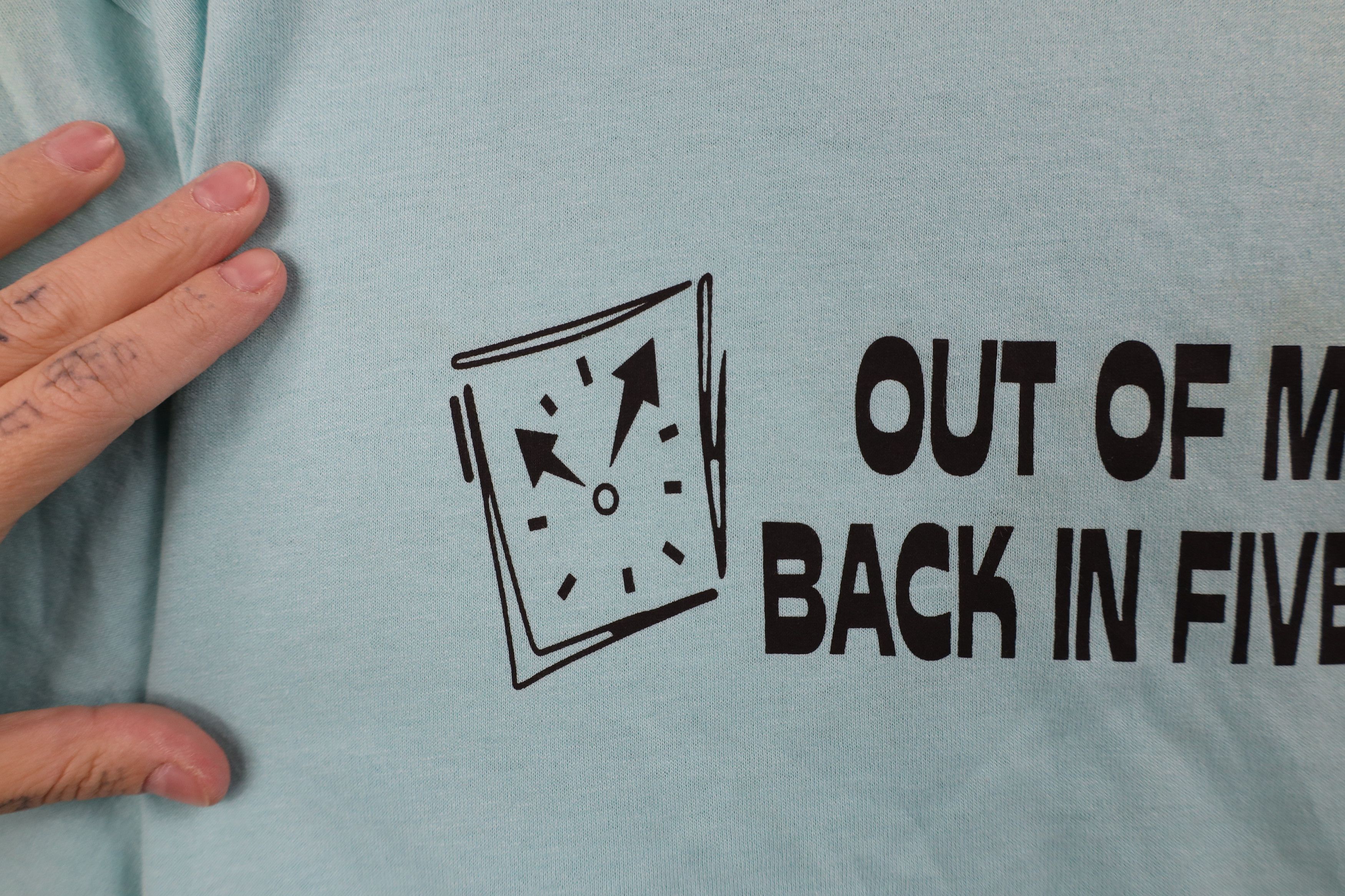 Vintage Vintage 90s Y2K Streetwear Mind Back In Five Minutes T-Shirt Size US XXL / EU 58 / 5 - 5 Thumbnail