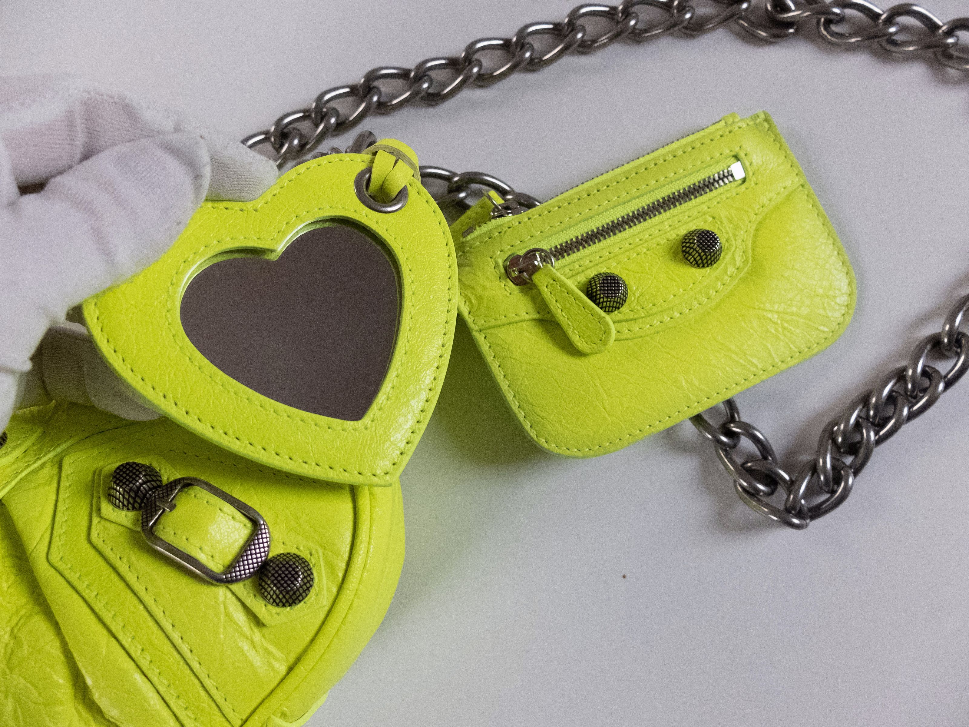 Balenciaga BALENCIAGA Le Cagole XS yellow leather chain shoulder bag Size ONE SIZE - 6 Thumbnail