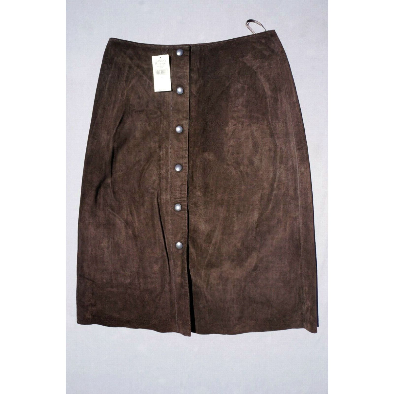 image of Banana Republic Snap Front Lined Leather Below Knee Skirt. Women's 6, NWT $198! in White (Size 28)