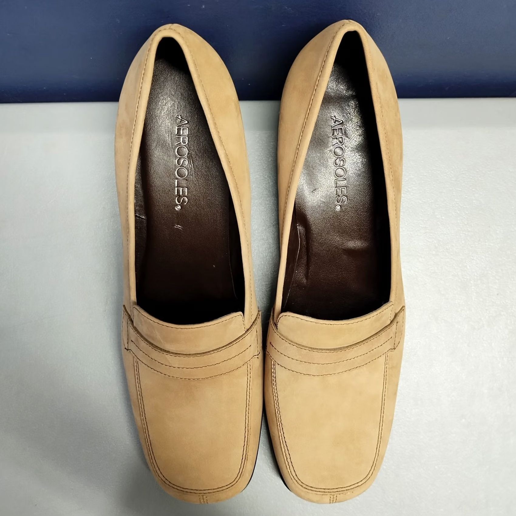Vintage Aerosoles Sea Chore Heels Loafers Womens Size 9 Brown Leather Square Toe Slip On Mid 2-2.9in Mens Womens Size US 9 / IT 39 - 7 Thumbnail