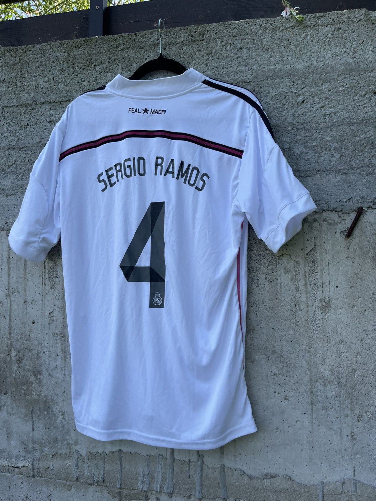 Adidas Adidas Real Madrid Sergio Ramos White Jersey Size US XL / EU 56 / 4 - 2 Thumbnail