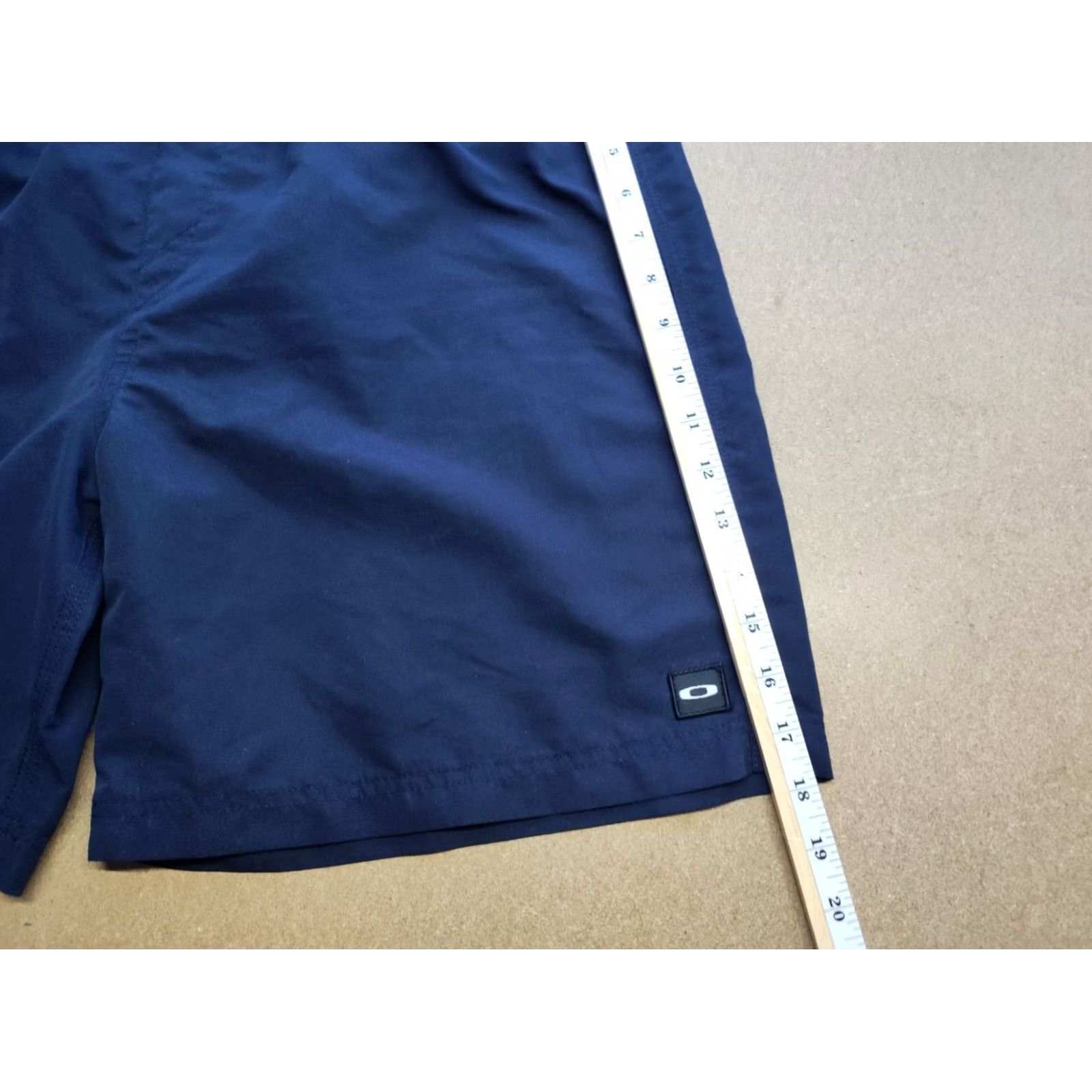 Oakley Oakley Mens Shorts Size L Blue Trunks Drawstring Bermuda Regular Inseam 6 in Lightweight Breathable Casual Holiday Size US 36 / EU 52 - 2 Thumbnail