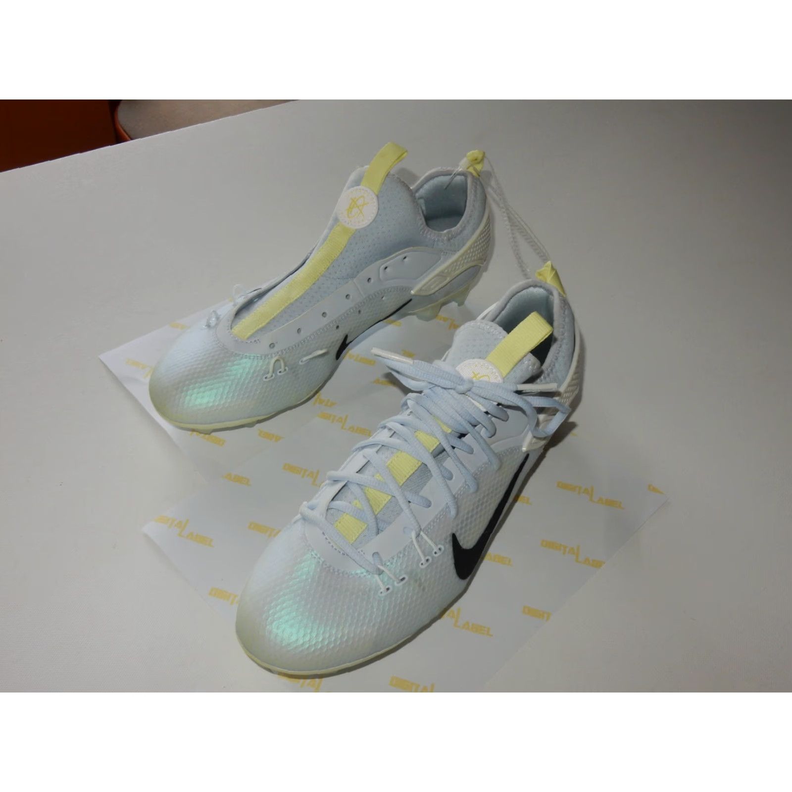Nike Nike Men's Lacrosse Cleats Size 11.5 White Huarache Sneakers Size US 11.5 / EU 44-45 - 3 Thumbnail