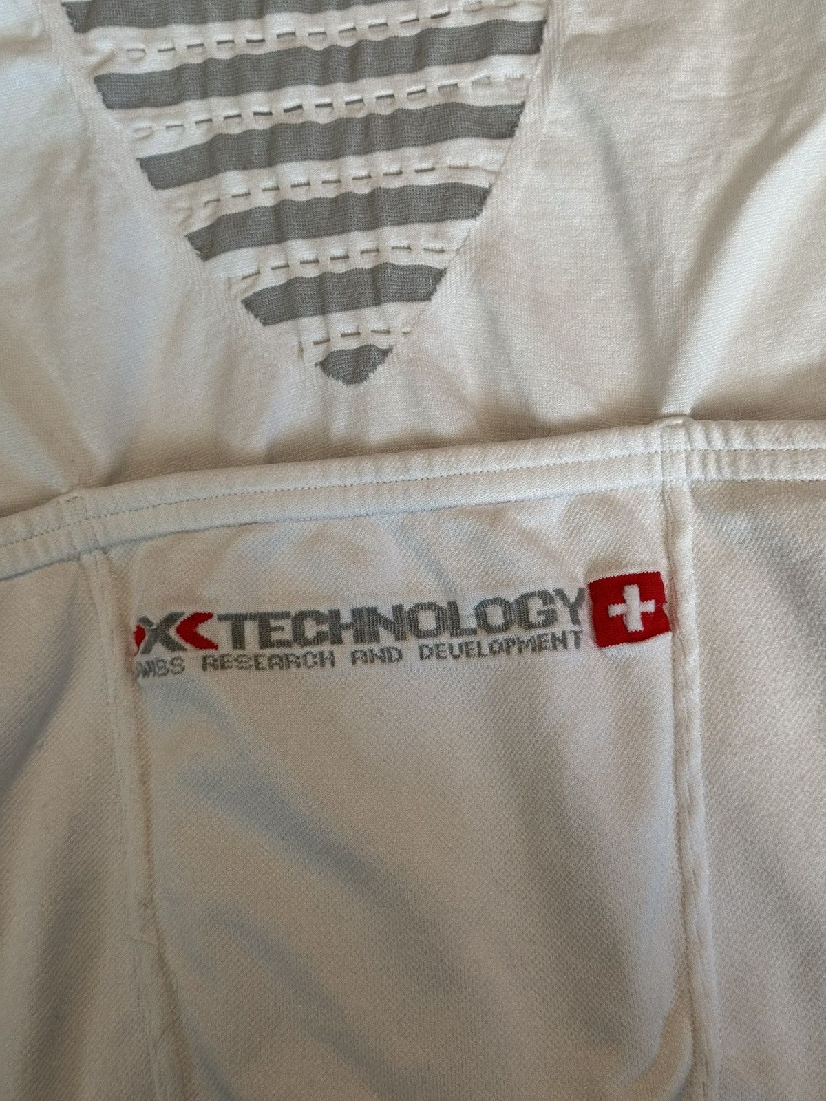 Designer X-bionic cycle trekking jersey tank top Size M / US 6-8 / IT 42-44 - 7 Thumbnail