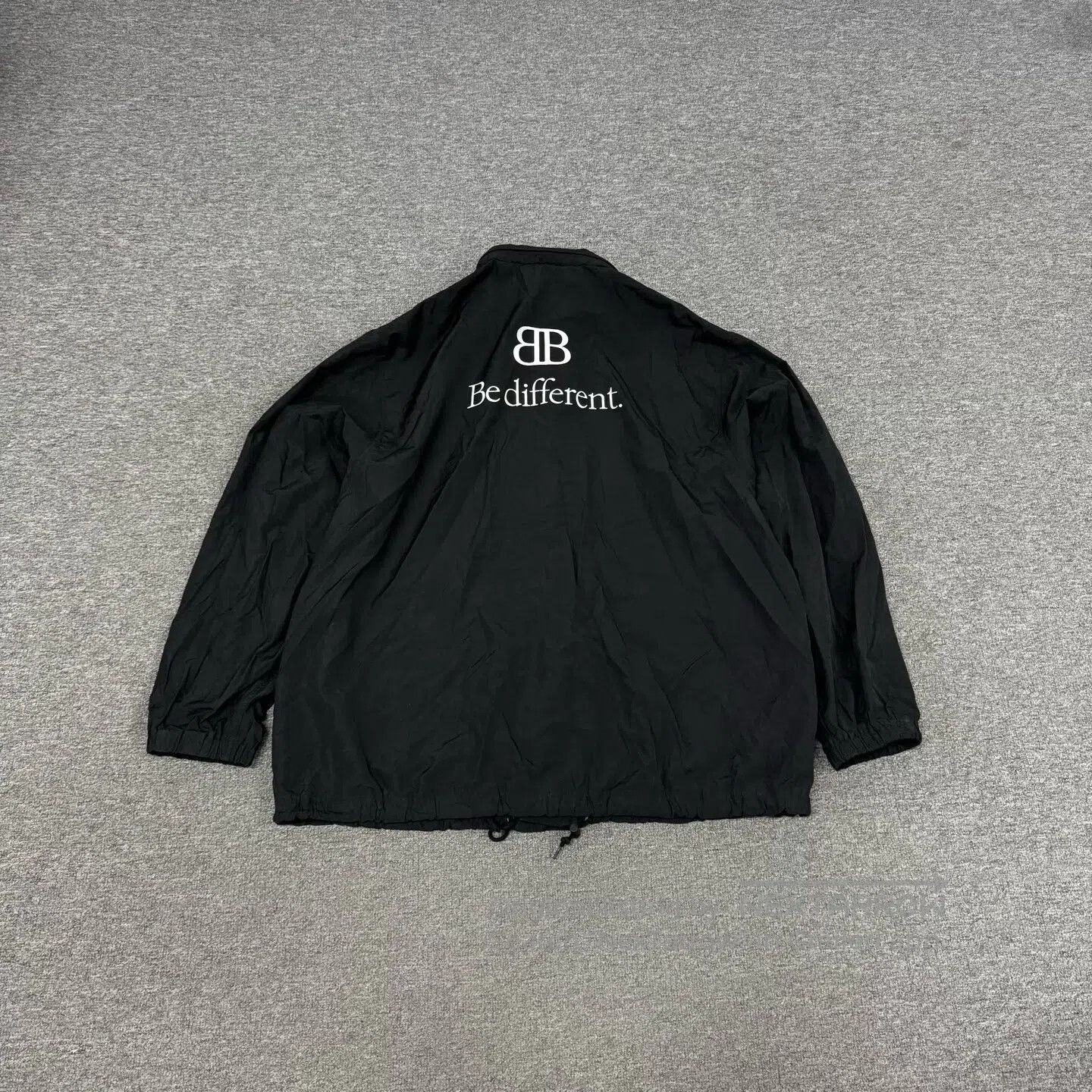 Balenciaga Balenciaga "The 'Be Different' slogan' Coach jacket"| Size US XS / EU 42 / 0 - 1 Thumbnail