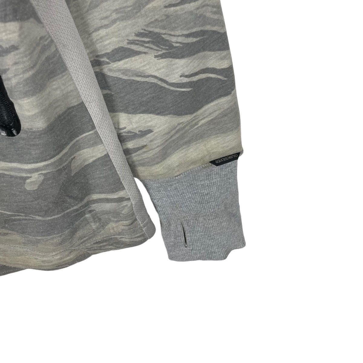 Quiksilver ⚡️QUICKSILVER SURFING CAMOUFLAGE HOODIE SWEATSHIRT Size US M / EU 48-50 / 2 - 4 Thumbnail