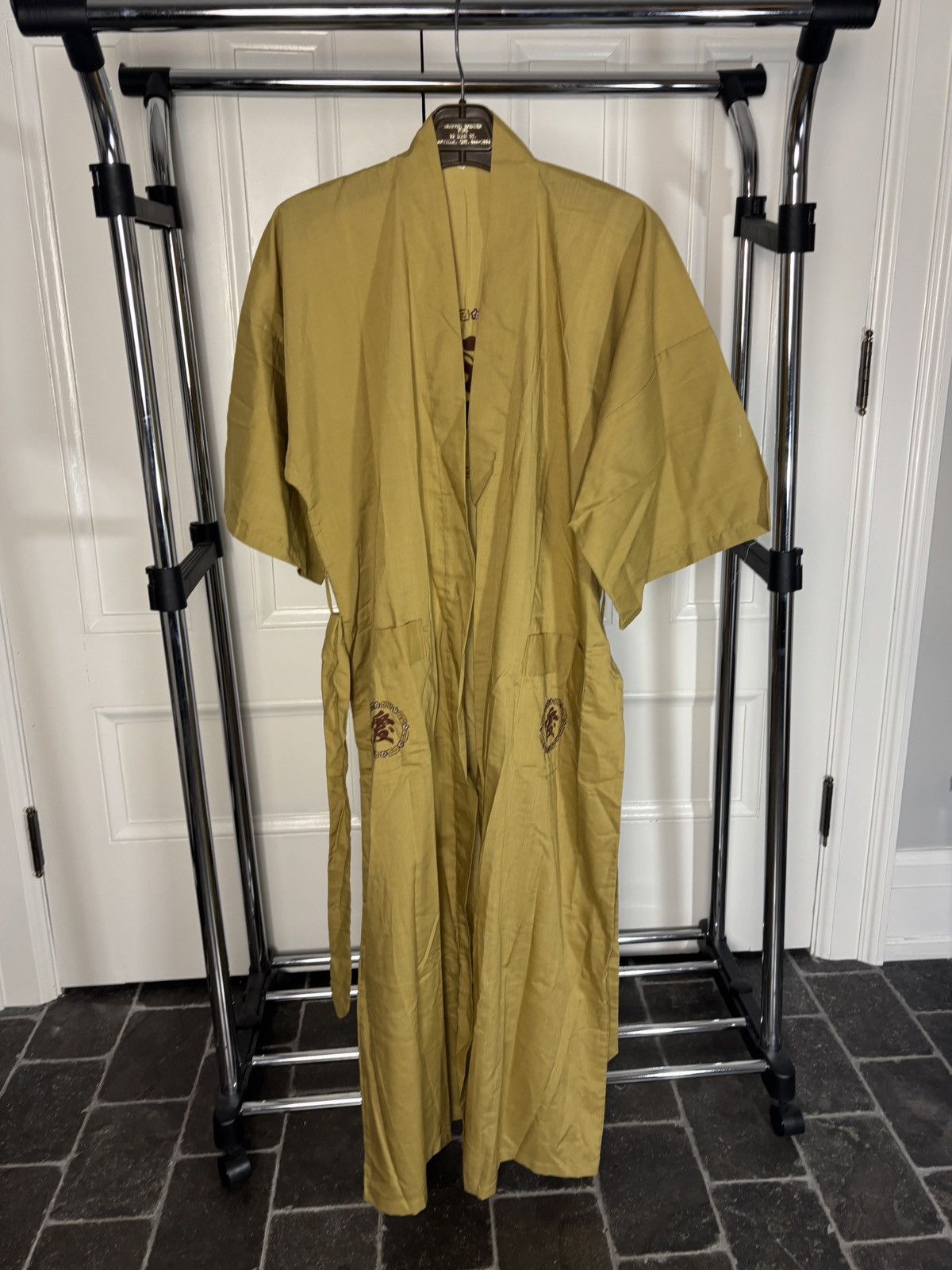 Vintage NOS Vintage Chinese Bath Robe Embroidered 1970s Belted Sleep Size US M / EU 48-50 / 2 - 10 Thumbnail