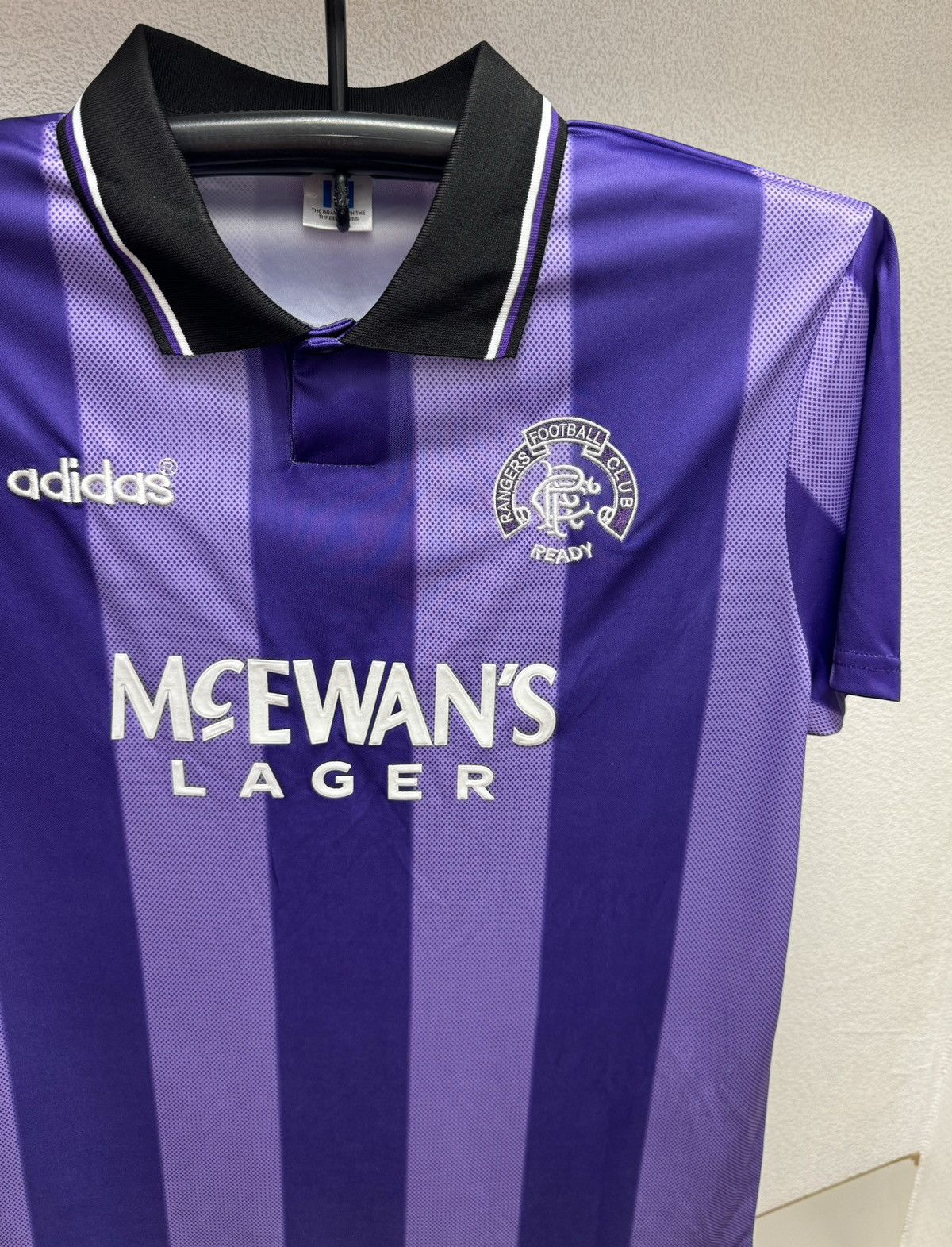 Adidas Adidas Glasgow Rangers vintage soccer jersey L sz striped Size US L / EU 52-54 / 3 - 3 Thumbnail