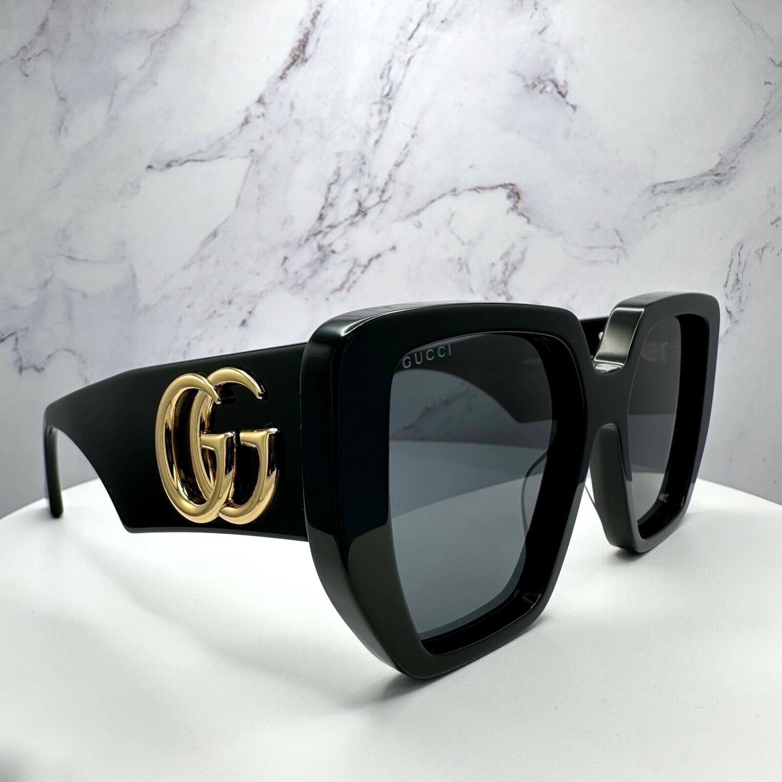 Gucci New GUCCI Sunglasses Black Gold Size ONE SIZE - 12 Thumbnail