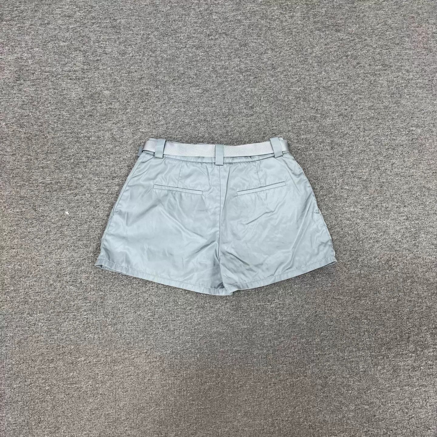 Prada Prada recycled nylon 40s shorts 99 new Size 27" / US 4 / IT 40 - 2 Thumbnail