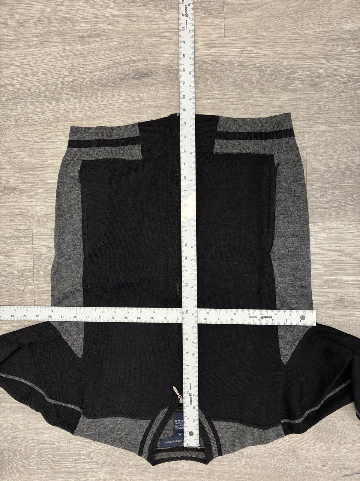 French Connection French Connection Zip-up Medium Size US M / EU 48-50 / 2 - 4 Thumbnail