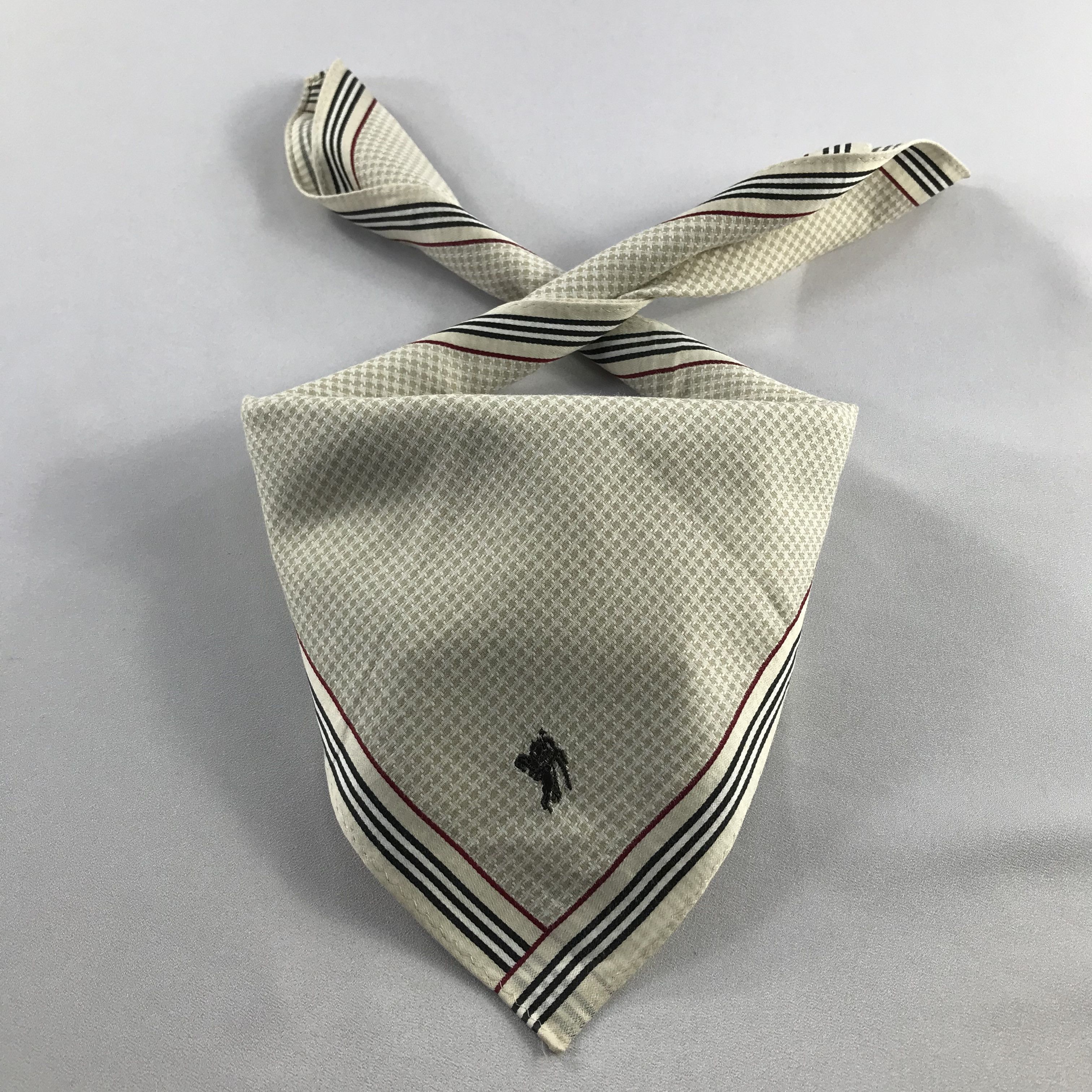 Burberry Burberry Handkerchief / Bandana / Neckerchief C791 Size ONE SIZE - 1 Thumbnail