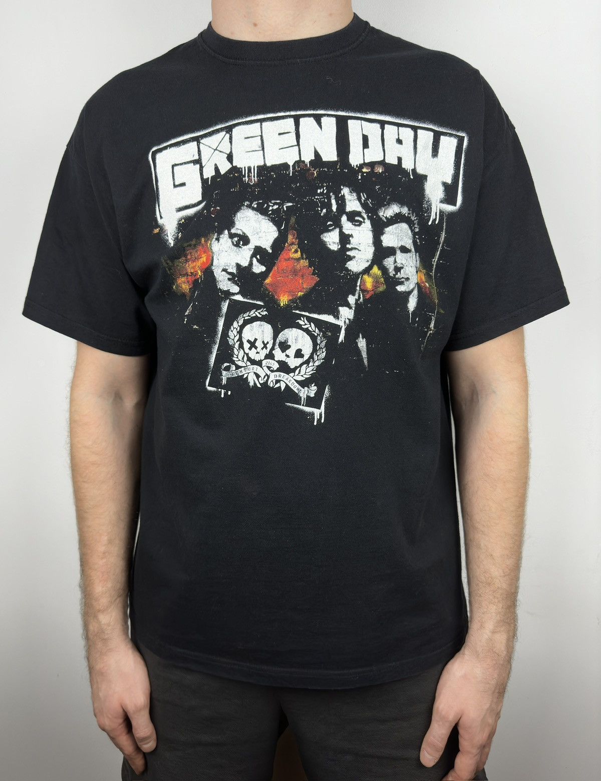 Band Tees Green Day Rock Band Graphic T Shirt Tee Size US L / EU 52-54 / 3 - 3 Thumbnail