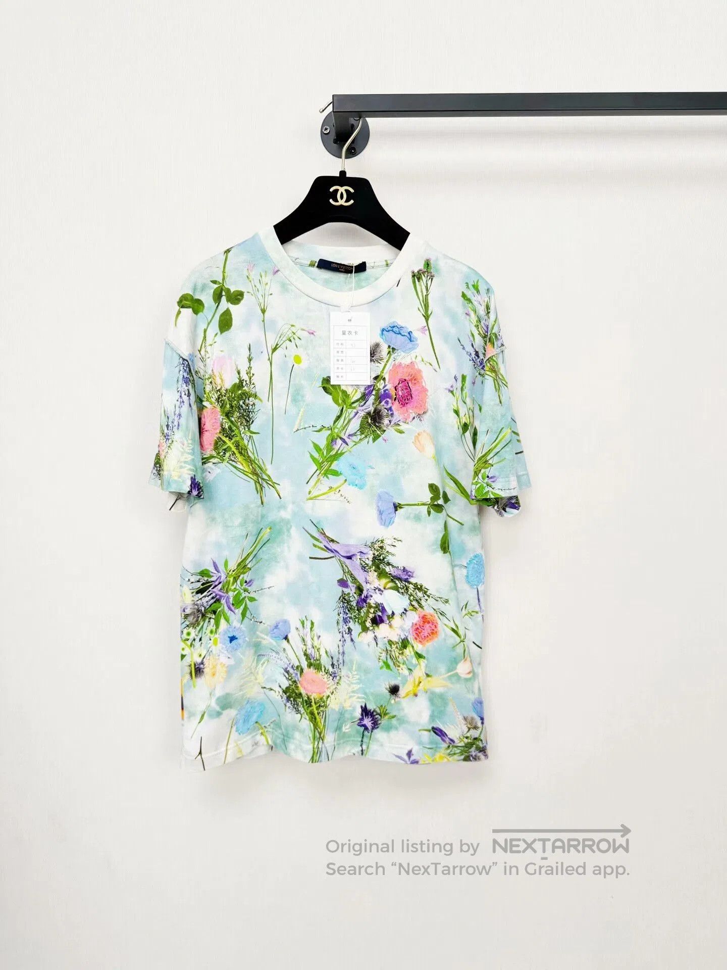 Louis Vuitton Louis Vuitton Floral Print Short Sleeve. Size US XS / EU 42 / 0 - 1 Thumbnail