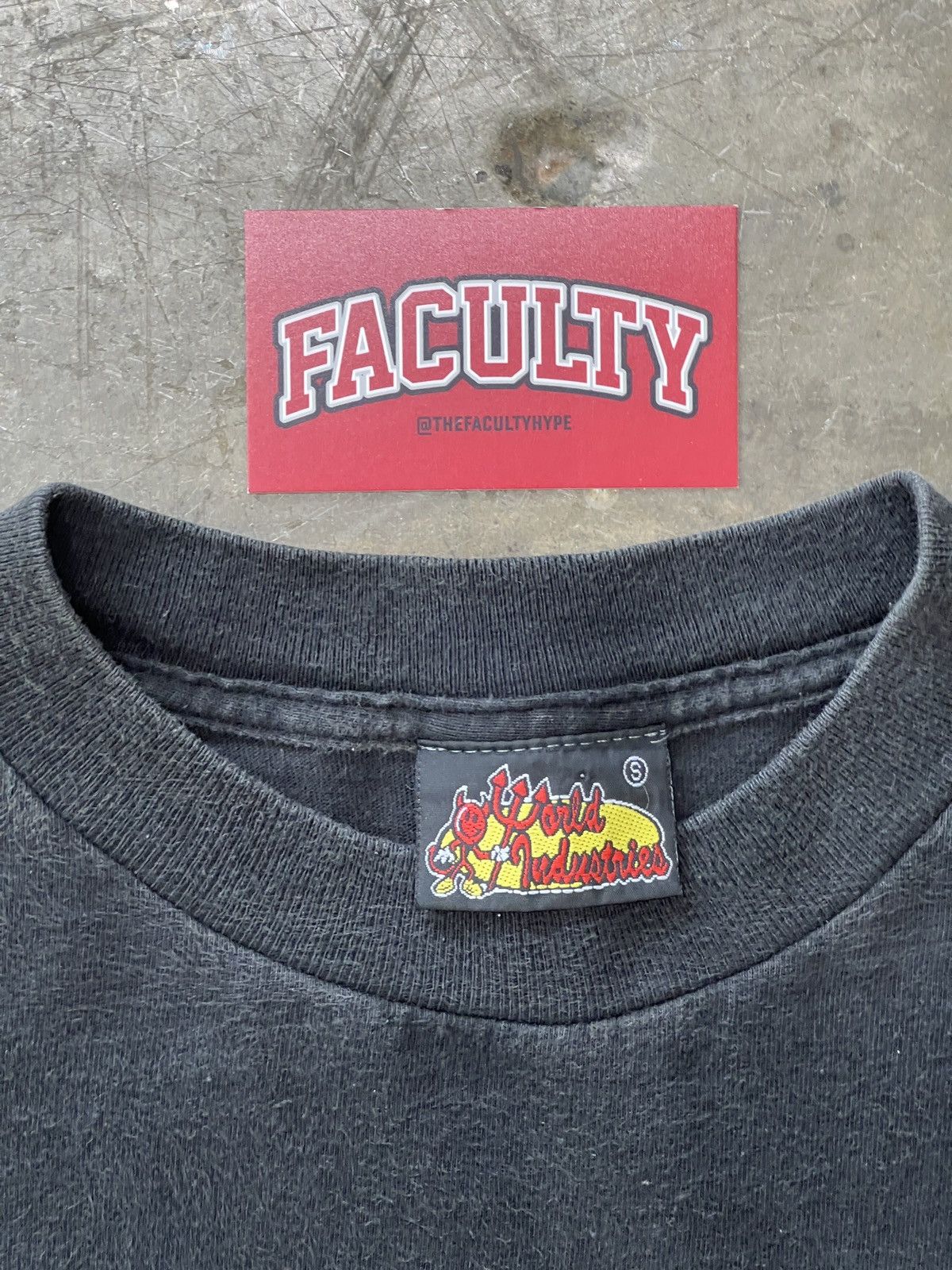 World Industries Vintage 90s World Industries Wet Willy Tee Small Size US S / EU 44-46 / 1 - 3 Thumbnail
