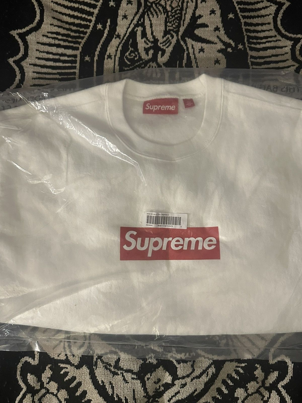 Supreme New Supreme Washed Box Logo Crewneck white SS25 | Grailed