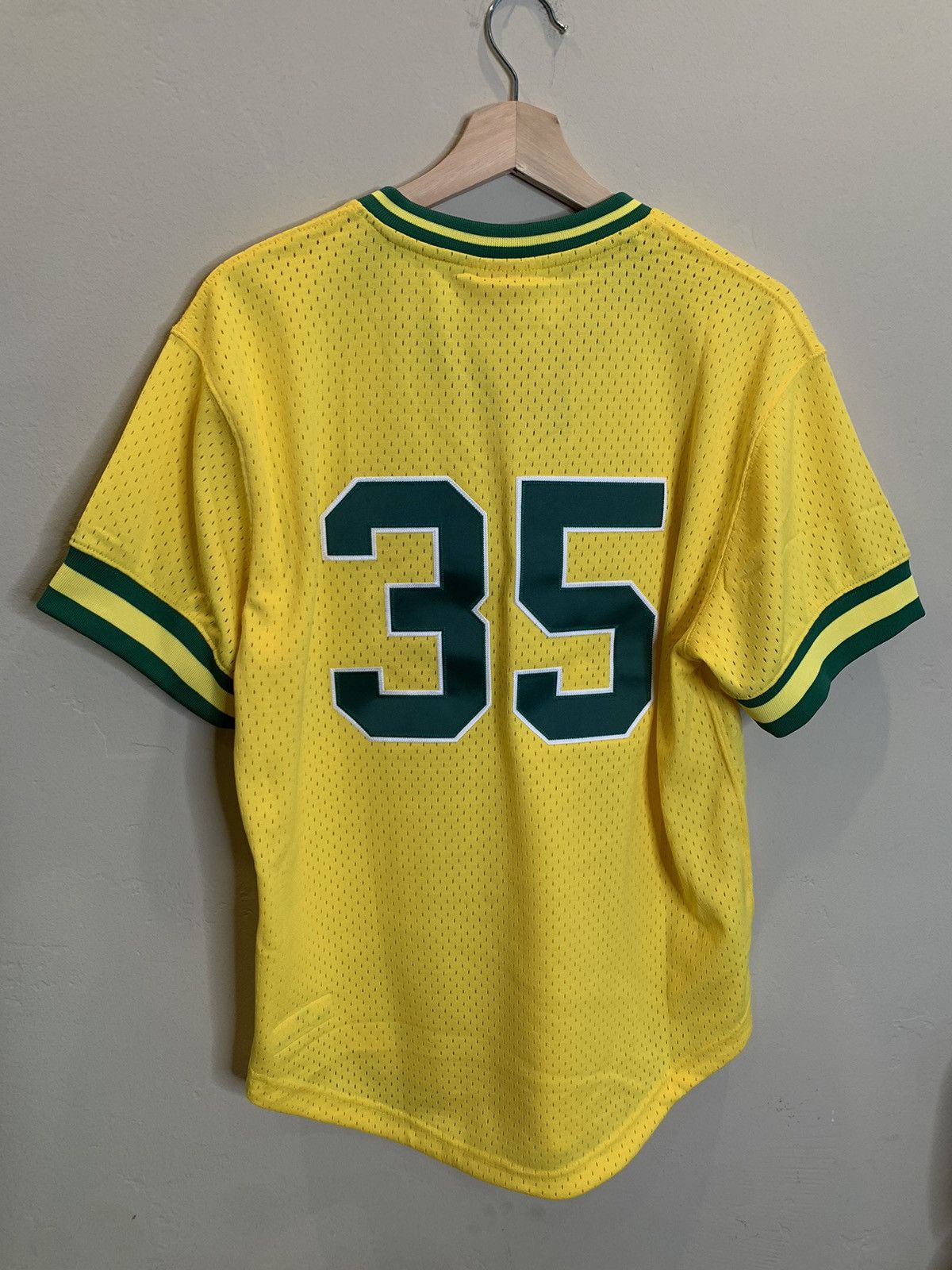 Cooperstown Collection *RARE* New Ricky Henderson Oakland As Mitchell & Ness Jersey Size US M / EU 48-50 / 2 - 2 Thumbnail
