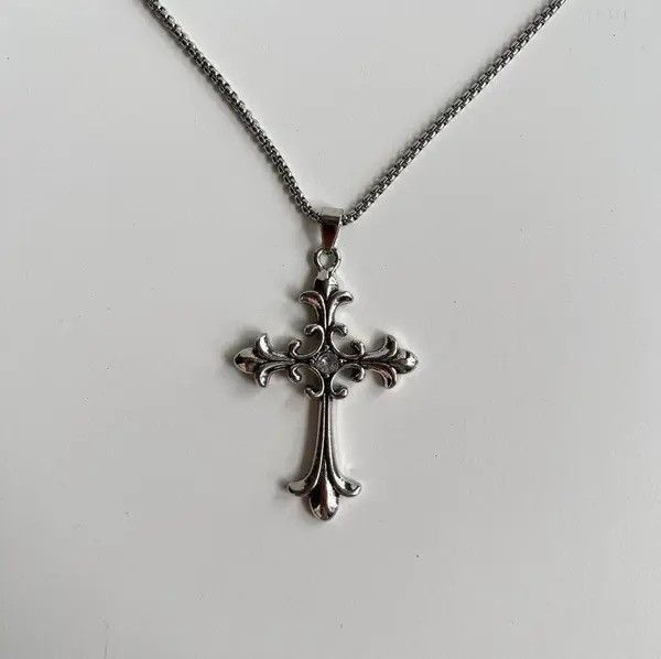 Jewelry Y2K 2000s grunge punk gothic emo cross pendant necklace Size ONE SIZE - 4 Thumbnail