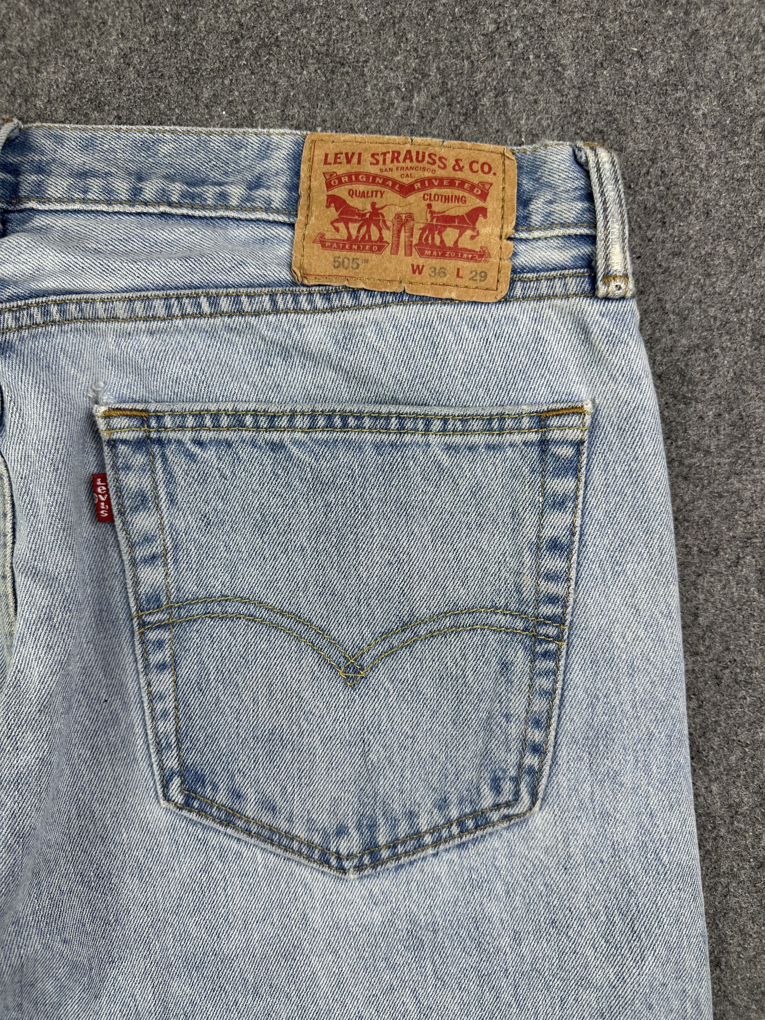 Levi's Vintage Levis 505 Faded Blue Jeans S0049 Size US 37 - 10 Thumbnail