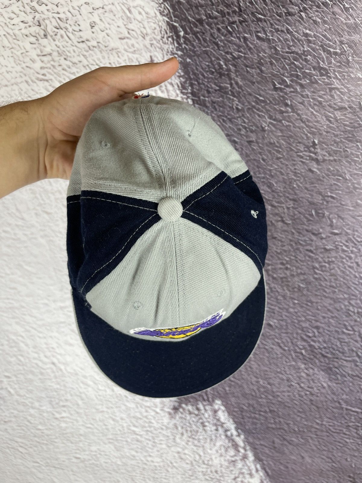 NBA New Era vintage 90s made in USA LA Lakers wool cap NBA Size ONE SIZE - 6 Thumbnail