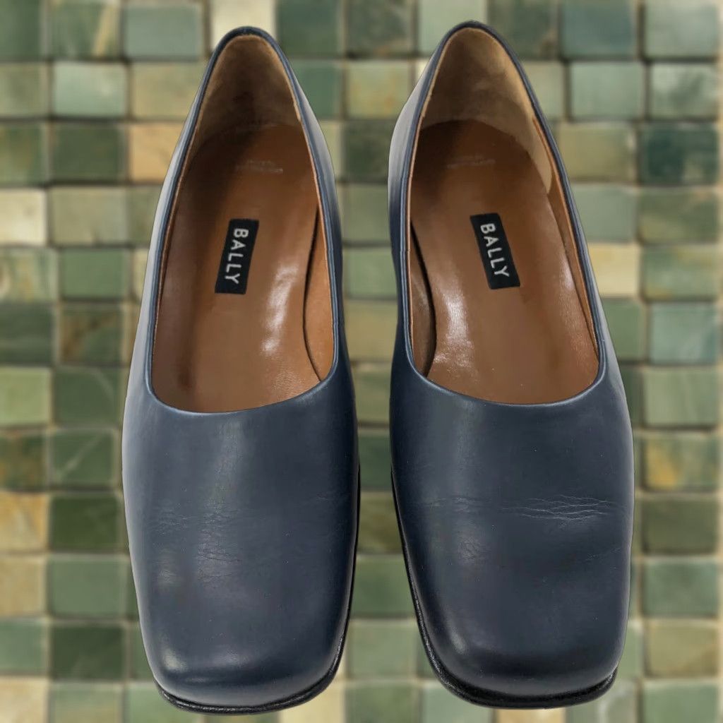 Bally Bally Women's Leather Slip On Pumps Low Heel Formal Dress Shoes Blue Size S / US 4 / IT 40 - 1 Thumbnail