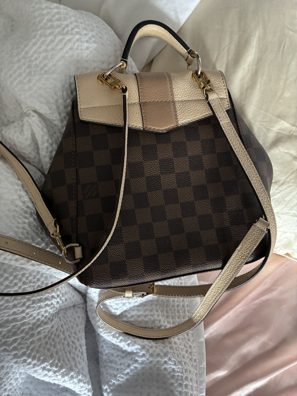 Louis Vuitton LV Clapton Bag Size ONE SIZE - 3 Thumbnail