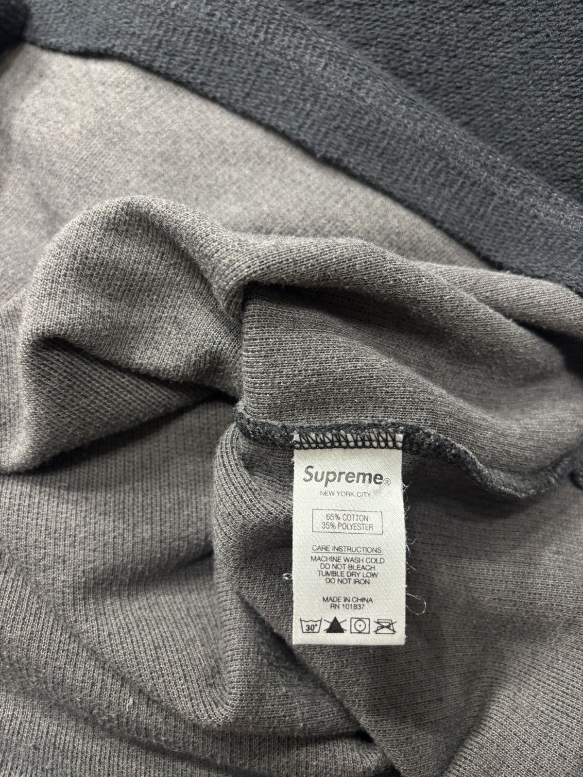 Supreme Supreme Reverse Terry L/S Top Size US L / EU 52-54 / 3 - 3 Thumbnail