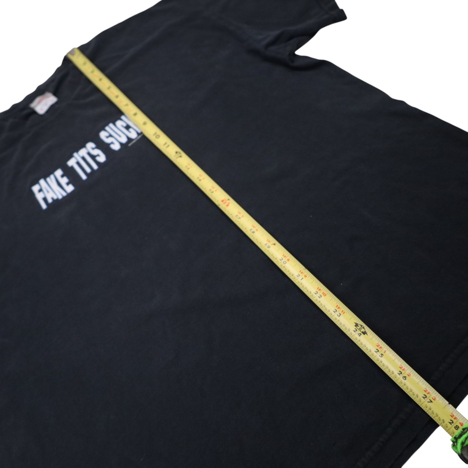 Vintage Vintage Y2k "Fake Tits Suck" Slogan T Shirt Size US XL / EU 56 / 4 - 8 Thumbnail