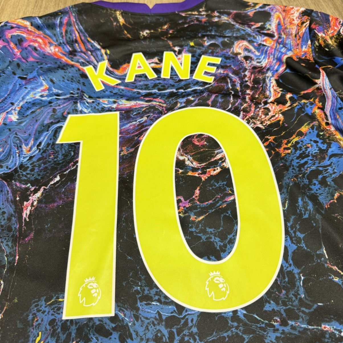 Tottenham Hotspur 21/22 away shirt #10 Kane