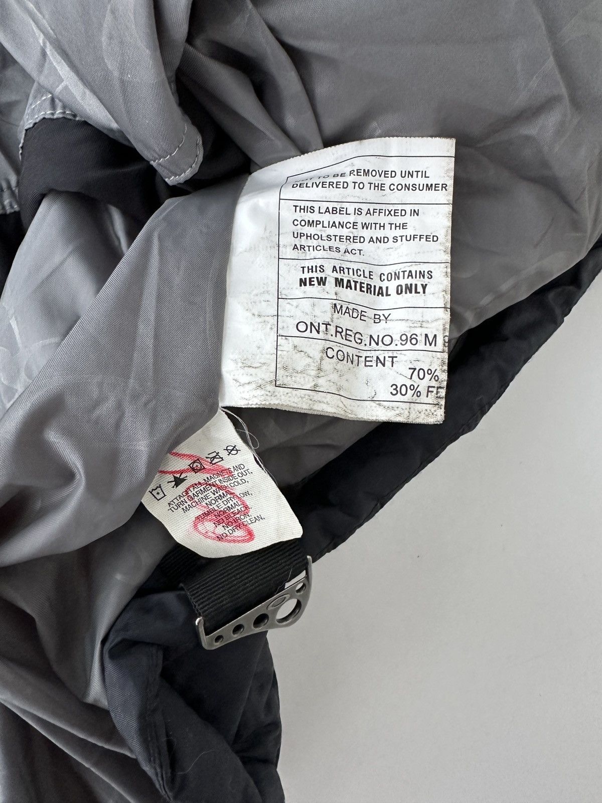 Oakley Oakley FW2006 Puffer Jacket Size US L / EU 52-54 / 3 - 14 Thumbnail