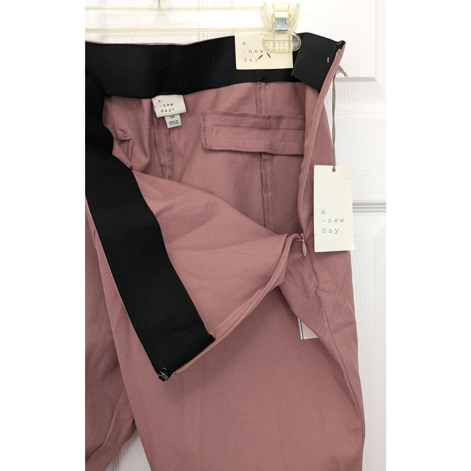 Target Basics Womens High Rise Slim Fit Ankle Pants Purple 18 Side Zip Size 40" / US 18 - 3 Thumbnail