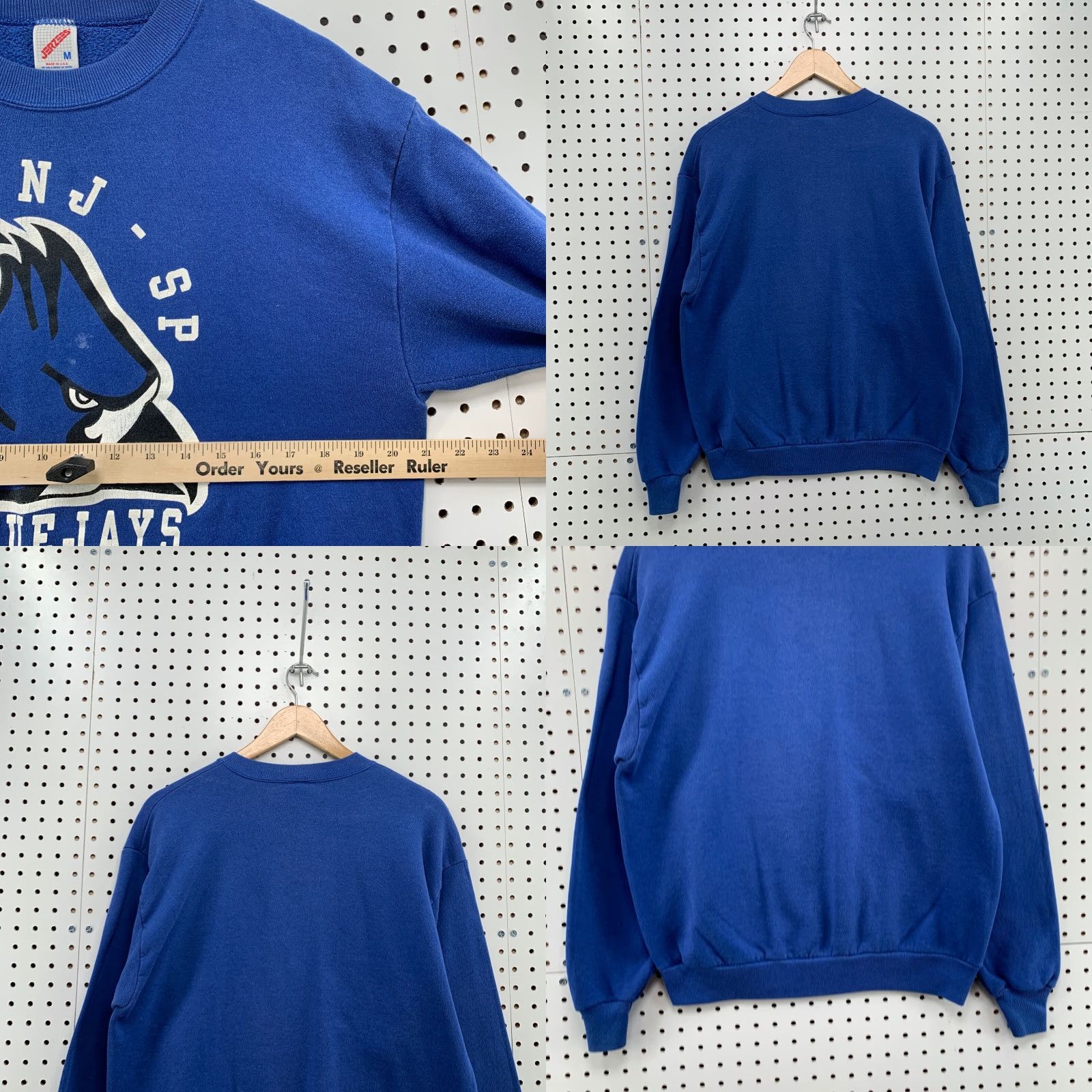 Jerzees VINTAGE Blue Jays Crew Neck Sweatshirt Mens Size M Blue 21x25 90s Jerzees Sweatshirt Size US M / EU 48-50 / 2 - 8 Thumbnail