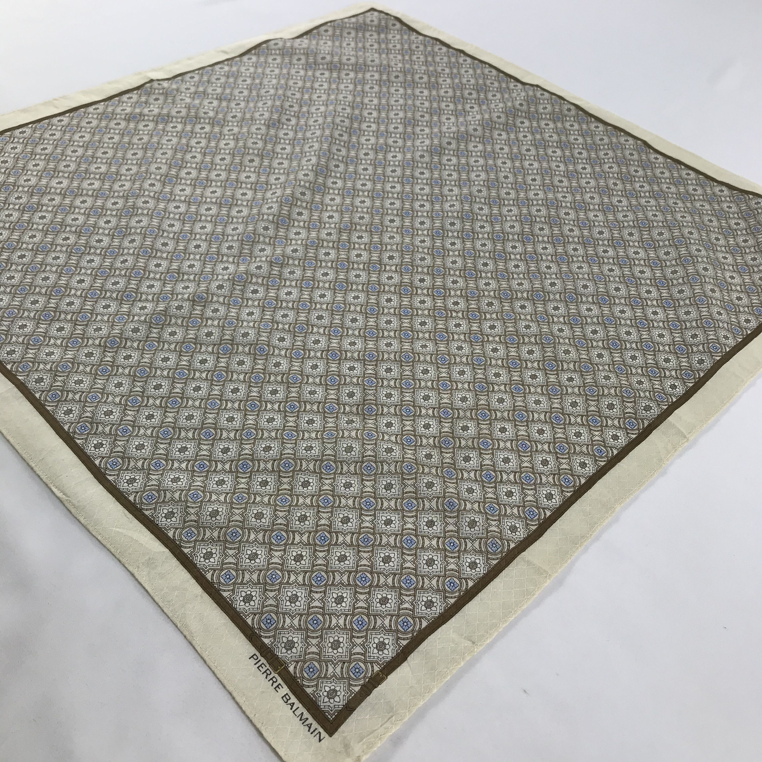 Pierre Balmain × Vintage Pierre Balmain Bandana / Handkerchief / Neckerchief - S1515 Size ONE SIZE - 2 Thumbnail