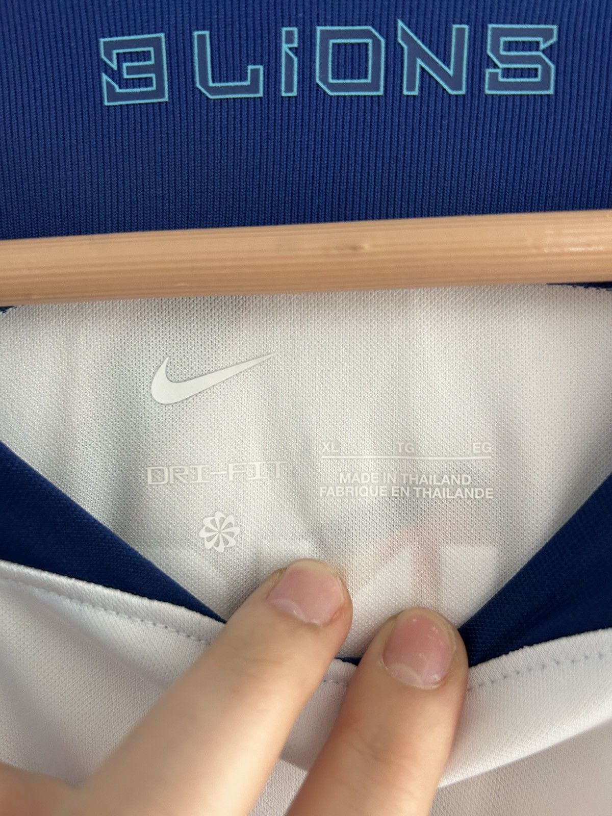 Nike Brand New Bellingham 22/23 England Hone kit Size US XL / EU 56 / 4 - 5 Thumbnail
