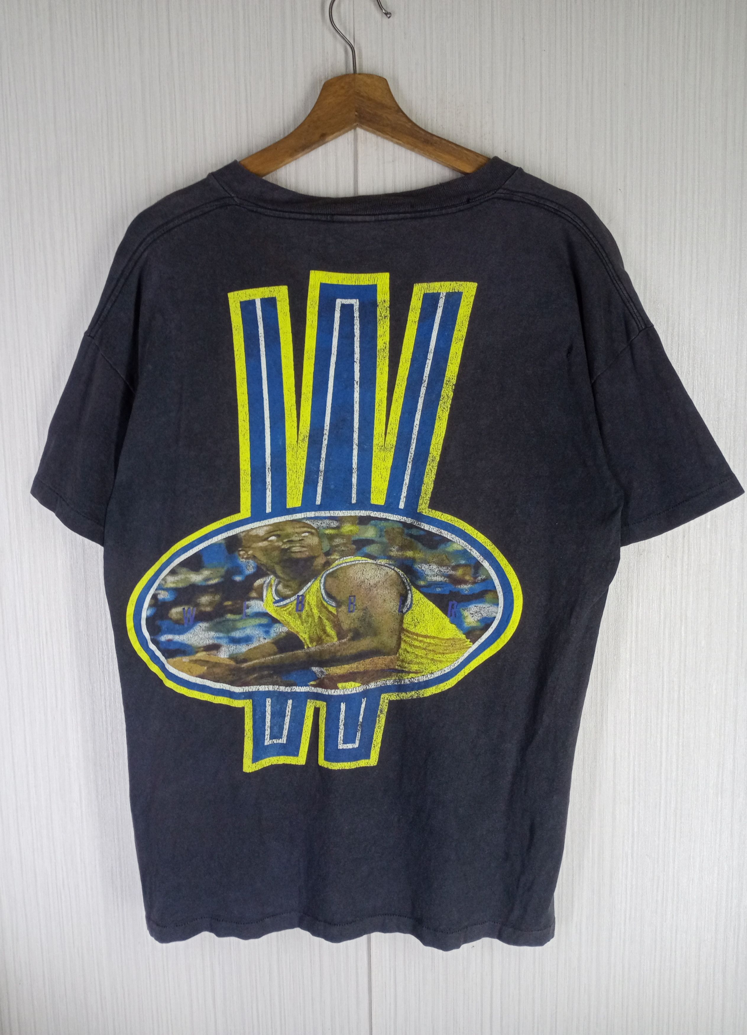 NBA Very Rare Vintage 90s Nike Chris Webber Tshirt Size US M / EU 48-50 / 2 - 1 Thumbnail
