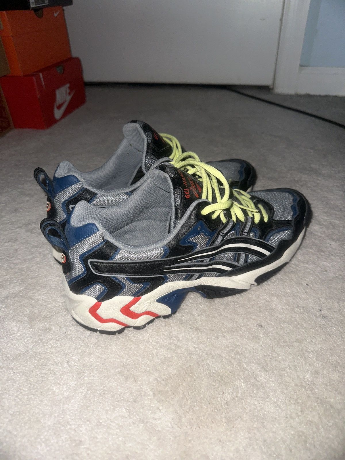 Asics ASICS gel Nandi Size US 10 / EU 43 - 3 Thumbnail