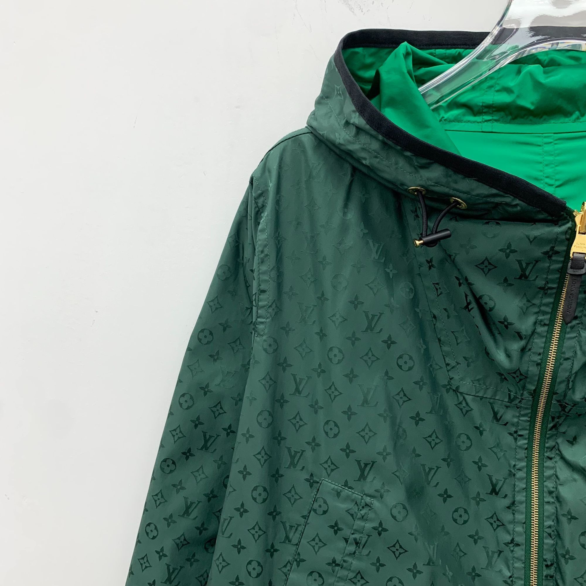 Louis Vuitton LOUIS VUITTON Monogram Green Hooded Raincoat Jacket Size 36 Size XS / US 0-2 / IT 36-38 - 4 Thumbnail