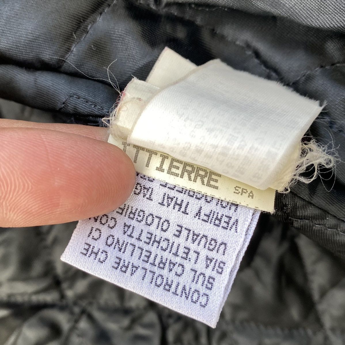 Versace Versus GIANNI VERSACE Quilted Faux Fur Collar Coat Jacket Size S / US 4 / IT 40 - 13 Thumbnail
