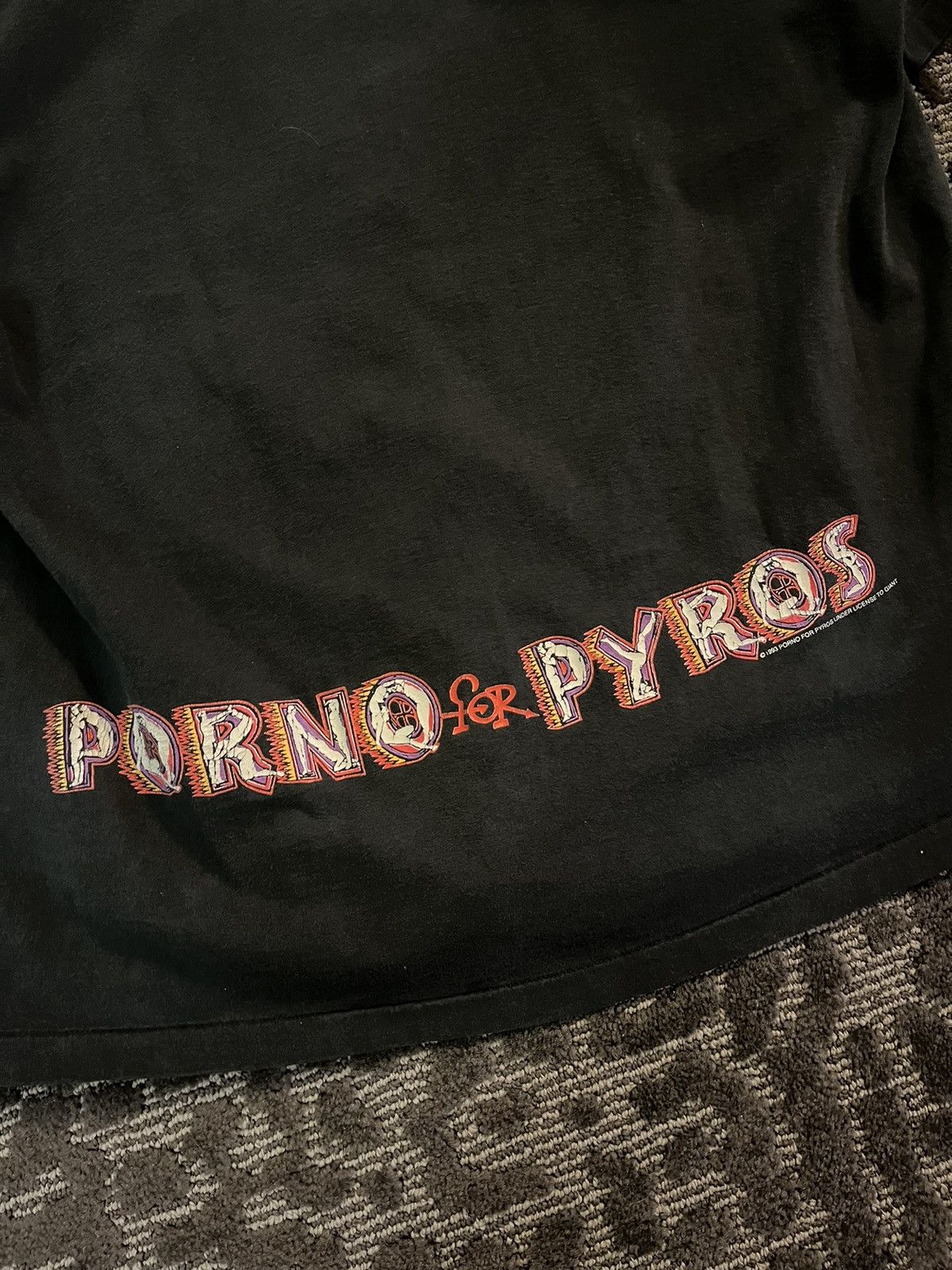 Vintage 1993 Porno for Pyros Band Tee Size US XL / EU 56 / 4 - 6 Thumbnail