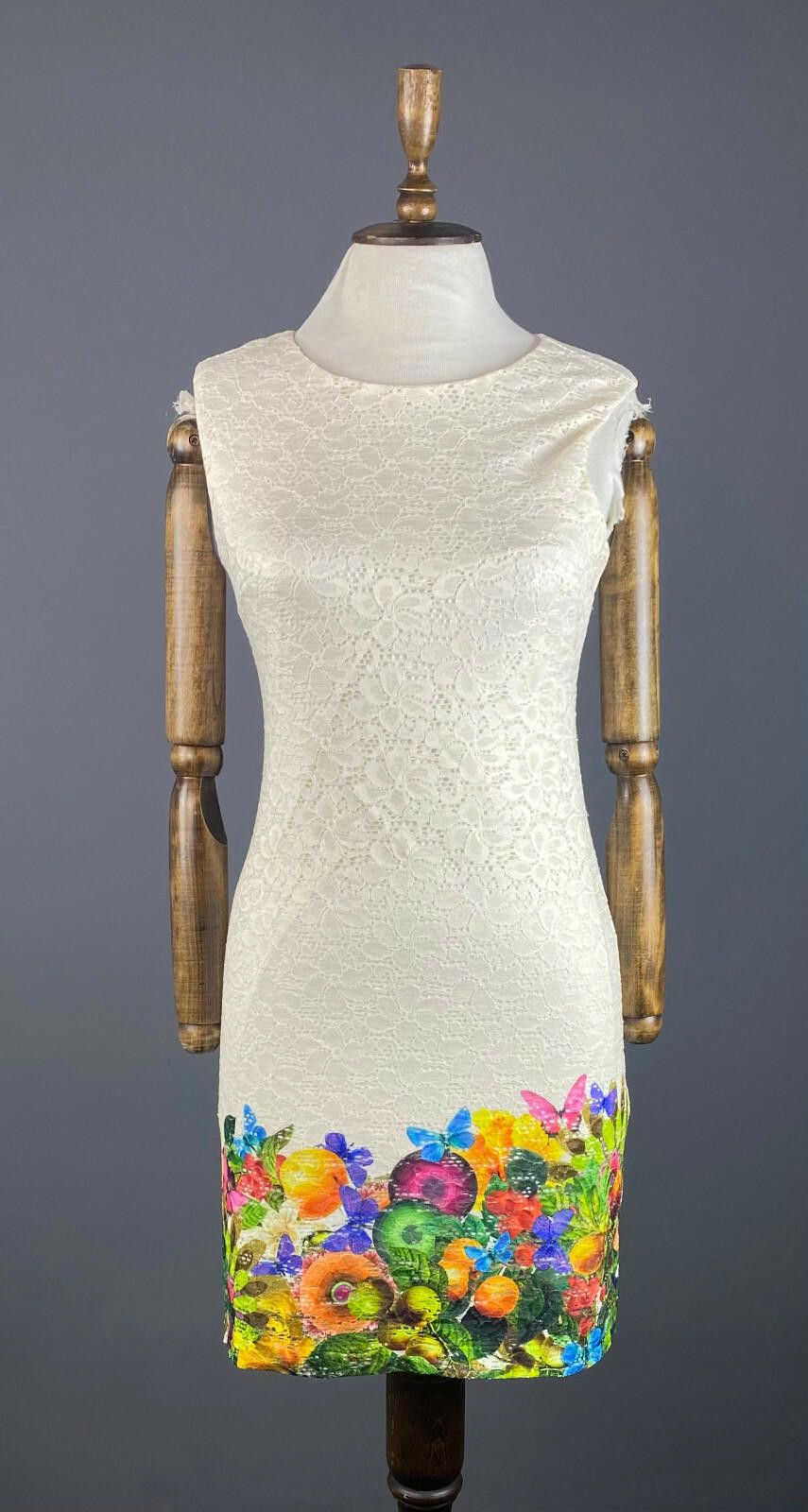 Desigual Desigual White Floral Mesh Lace Bodycon Tank Dress Size 38 Size M / US 6-8 / IT 42-44 - 1 Thumbnail