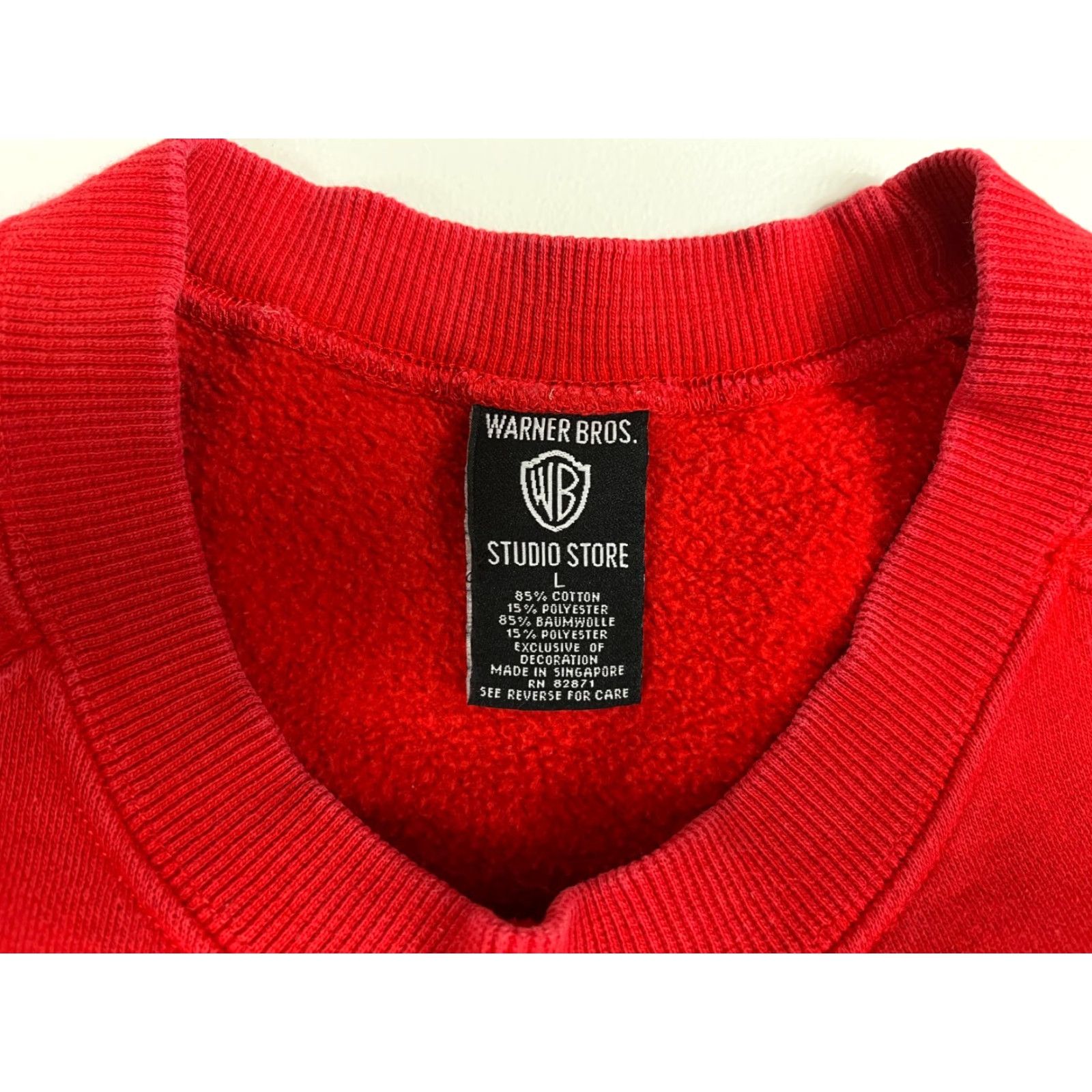 Vintage Warner Bros. Studio Store Unisex Adult Vintage 1997 Sweatshirt Crewneck Red Sz L Size US L / EU 52-54 / 3 - 4 Thumbnail
