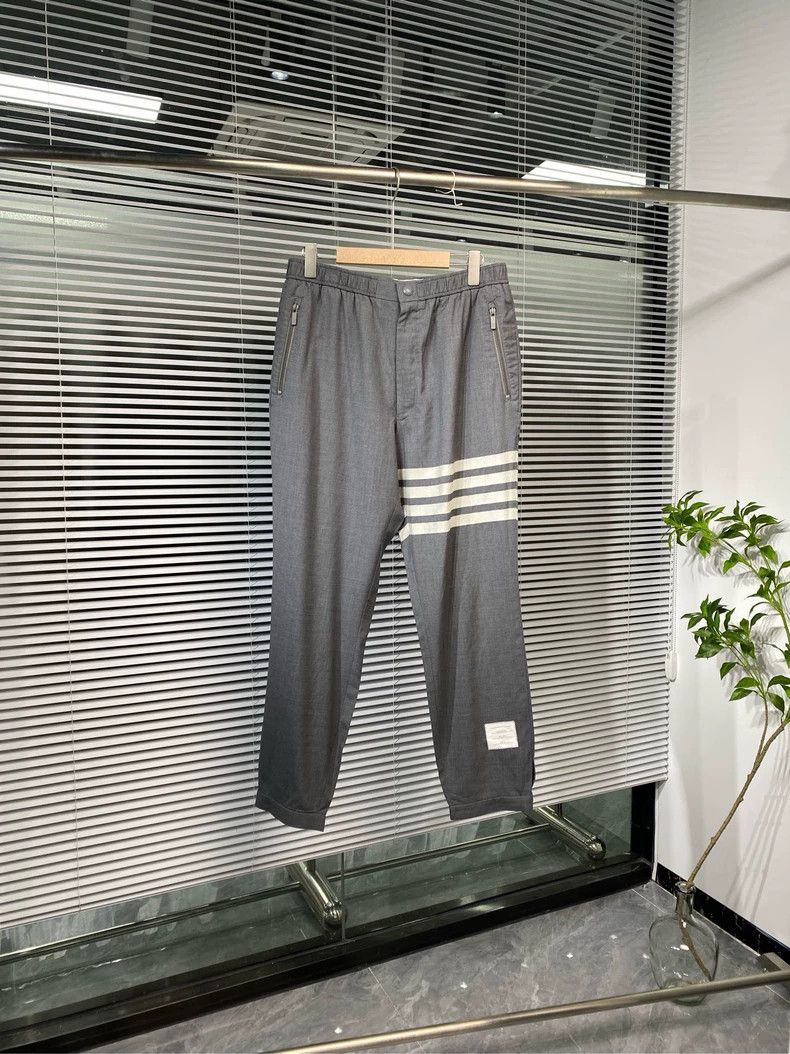 Thom Browne Size 3 Wool trousers casual trousers 2503-Next