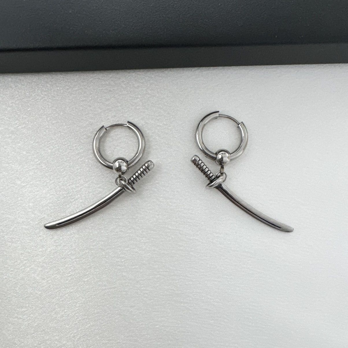 Other Knife Dangle Drop Earrings for Men Women,Unisex Style Size ONE SIZE - 2 Thumbnail