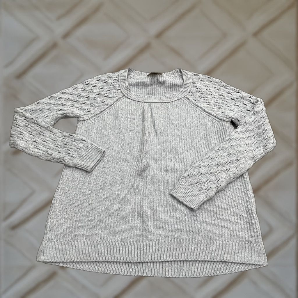 Loft LOFT Pullover Sweater Womens Medium Gray Crochet Knit Casual Crew Neck Raglan Size M / US 6-8 / IT 42-44 - 1 Thumbnail