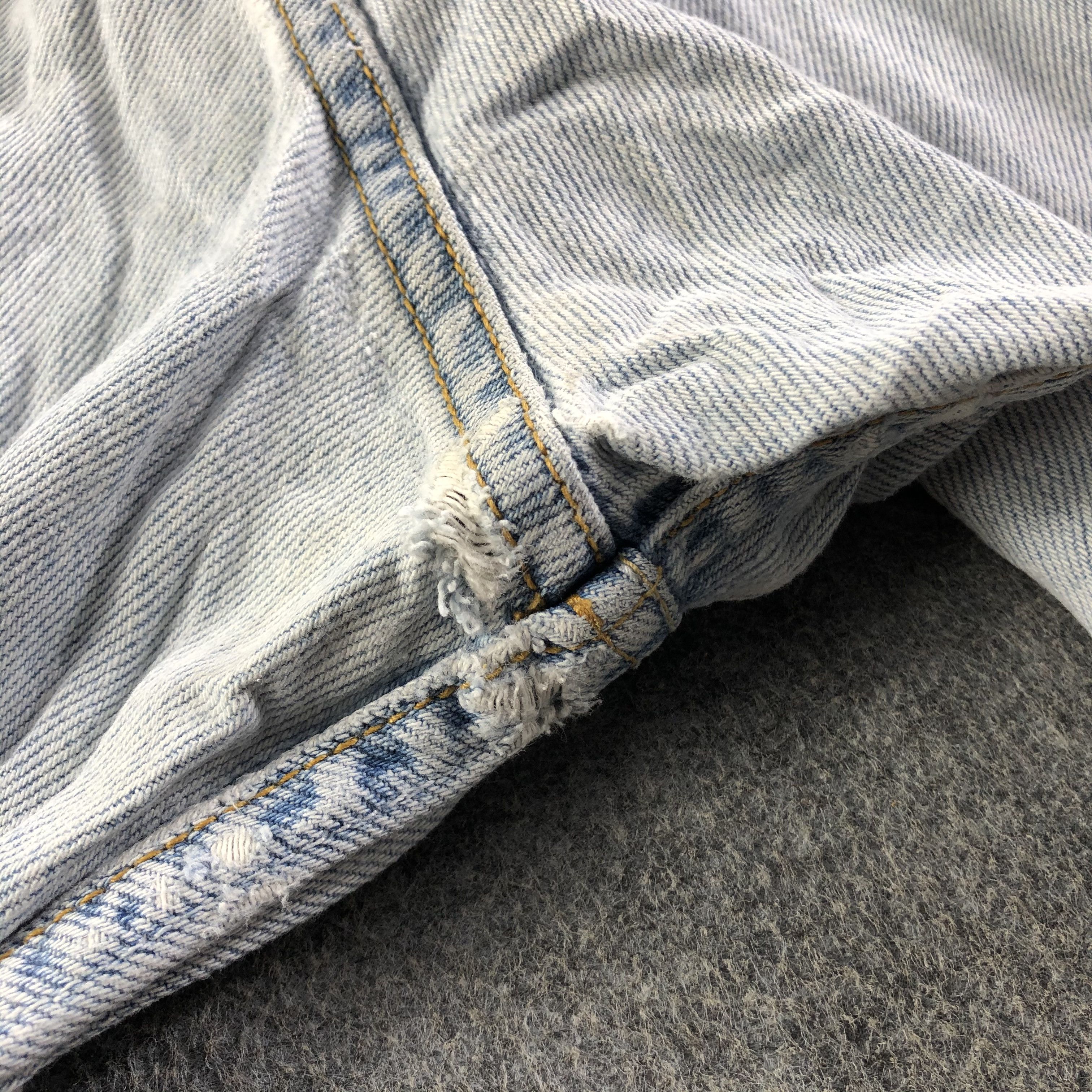 Levi's Vintage Light Wash Levis 505 Jeans-J3338 Size US 36 / EU 52 - 9 Thumbnail