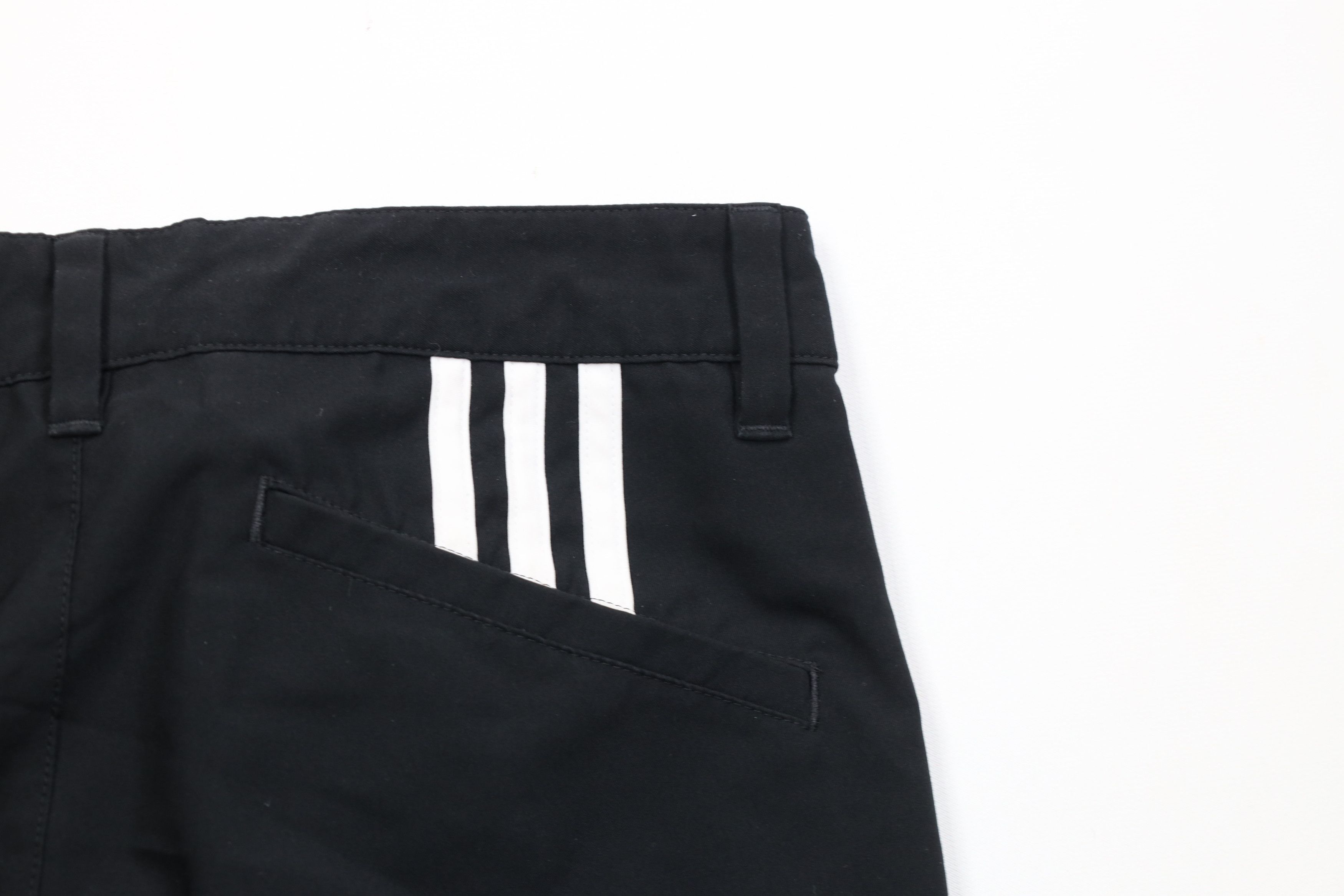 Adidas Vintage Y2K Adidas Golf Spell Microfiber Chino Shorts Black Size US 32 / EU 48 - 10 Thumbnail
